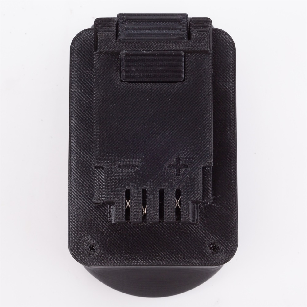 Adattatore per batteria al lit - Black+Decker Tool 20V Max recensione e prezzo