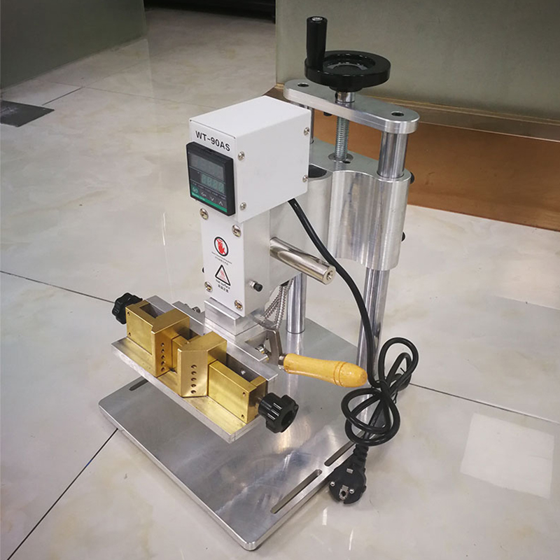 Macchina abbronzante Macchina  - Foil Transfer Machine recensione e prezzo